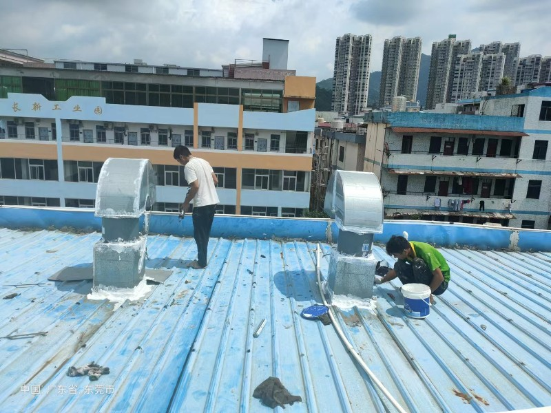 宜城钢结构屋面涂料维修方法